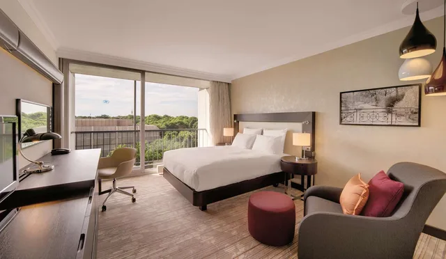 غرفة بسرير كوين، Hilton Munich Park 3/4