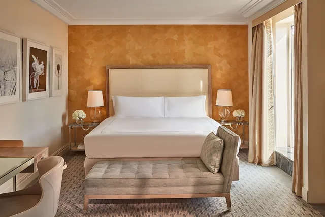 غرفة بسريرين منفصلين بشرفة، THE BERKELEY HOTEL 2/6