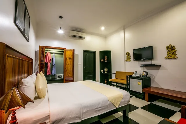 غرفة بريميير ديلوكس بإطلالة على المسبح بشرفة، Asanak D'angkor Boutique Hotel 3/5