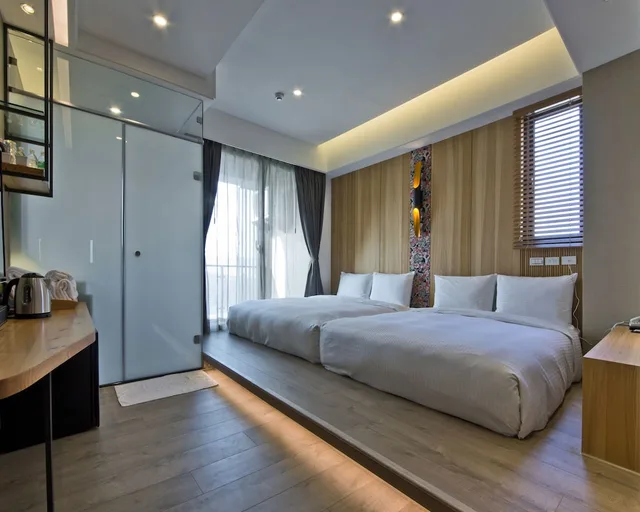 غرفة عائلية رباعية بسريرين كينج، JOY INN 1/2