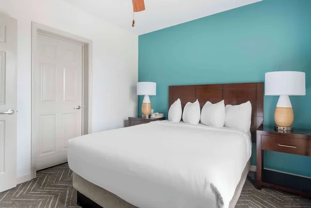 1 Bedroom, Plus, Suite, Queen Bed, Sofa، Hilton Vacation Club Aqua Sol Orlando West 2/6