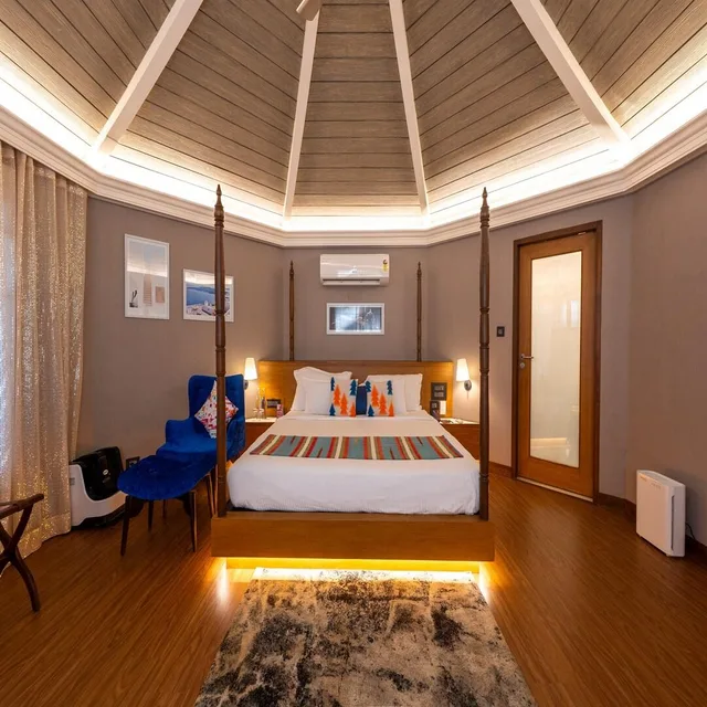 Marvelous, Chalet, Double Bed, Planet Hollywood Beach Resort 1/2