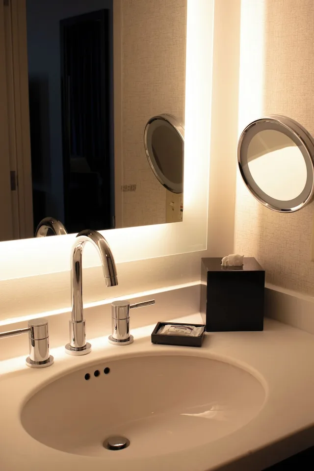 غرفة بسريرين كوين بإطلالة على النهر، Hyatt Regency Wichita 7/7