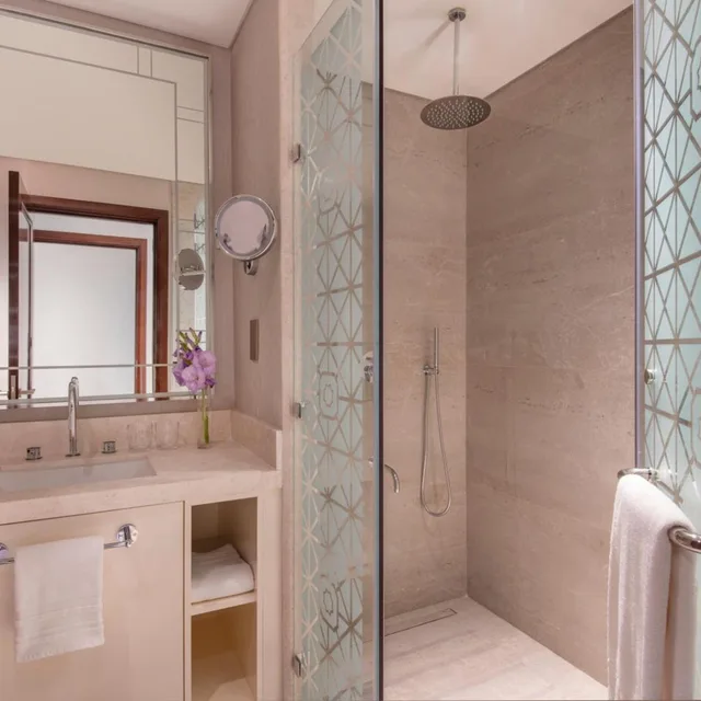 2 Bedrooms, Town House, Suite, Pool Side, Patio، The St. Regis Marsa Arabia Island, The Pearl Qatar 8/10