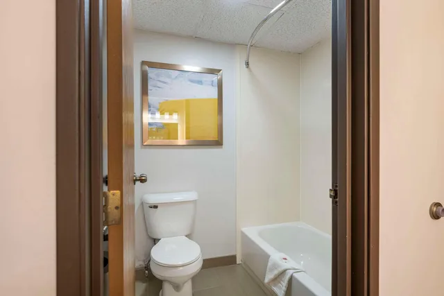غرفة بسرير كوين، Comfort Inn Hastings 4/4