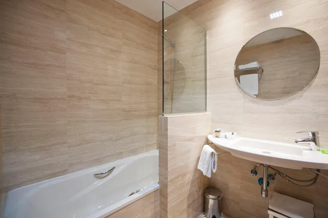 غرفة قياسية بسرير مزدوج، Villa de Alcobendas 7/7