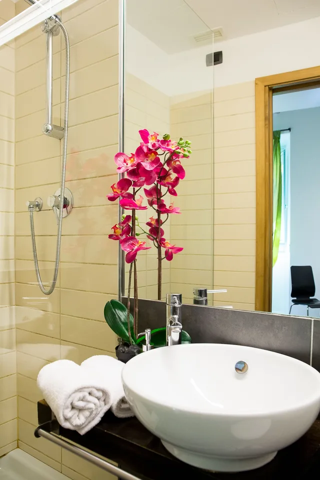 غرفة مفردة، Nerva Accommodation 8/11