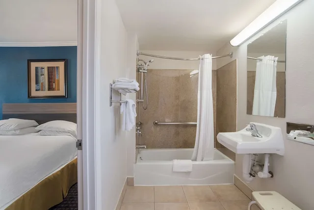 Suite, 2 Queen Beds, SureStay Hotel by Best Western San Rafael 10/10