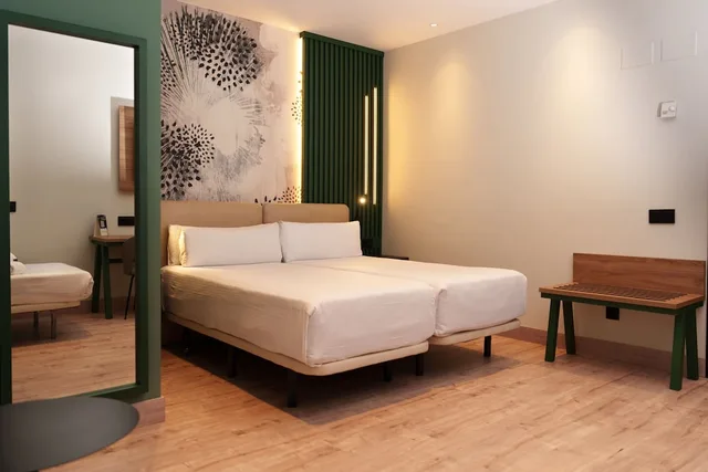 غرفة بسرير مزدوج مع سرير إضافي، Sercotel Princesa de Eboli 2/7