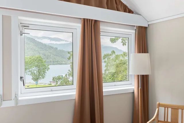 غرفة ديلوكس بسرير مزدوج، Kinsarvik Fjordhotel, BW Signature Collection 3/5