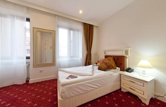 Comfort, Single, Double Bed, Unique Dortmund Hauptbahnhof (ex Novum Business Hotel) 1/6