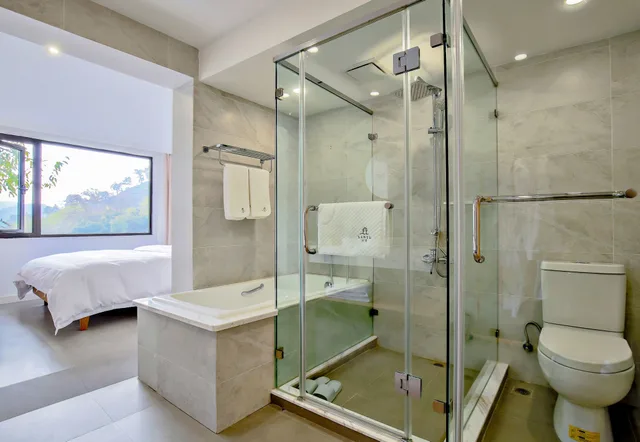 غرفة بسرير مزدوج بإطلالة على الجبل بحوض استحمام في الملحق، Hangzhou Sansu Hotel 5/6