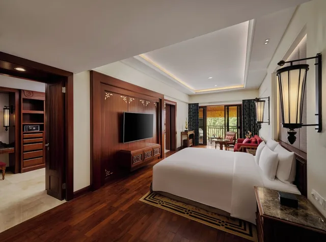 1 Bedroom, Suite, Single Bed, Dining Area, Lounge Access، Intercontinental Hotels Xishuangbanna Resort 2/6