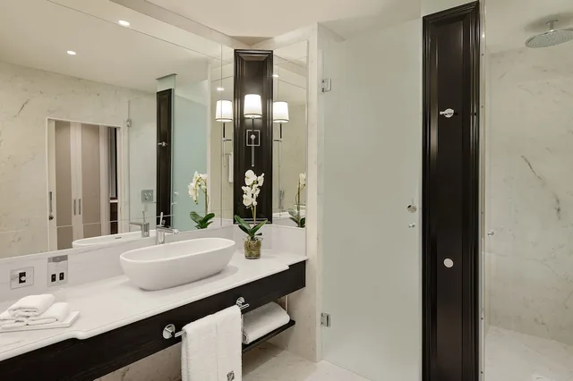 Fairmont, 2 Double Beds، Fairmont Windsor Park 10/10