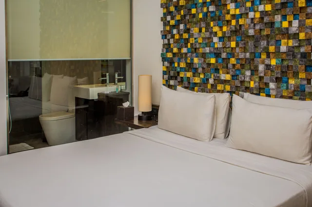 غرفة سوبيريور بسرير مزدوج بشرفة، Hotel Me Colombo 5/7