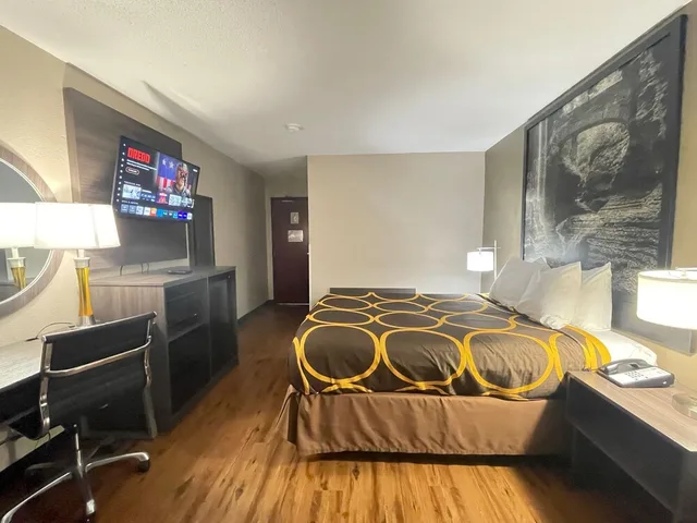 غرفة قياسية بسرير كوين، Super 8 By Wyndham Ithaca 3/8