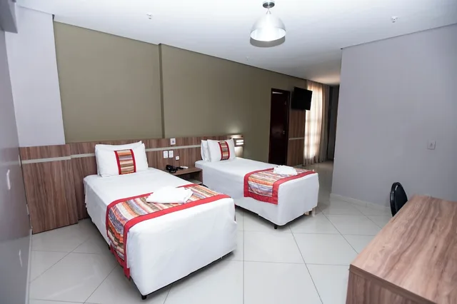 غرفة عائلية بسرير مزدوج وسريرين منفصلين، PAIAGUAS PALACE HOTEL 6/10