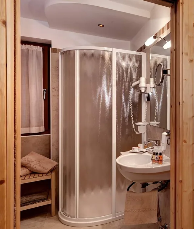 غرفة كلاسيكية مفردة بسرير فردي، Hotel Diana 4/4
