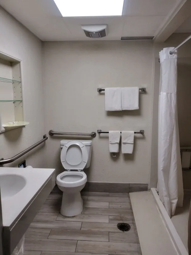 غرفة بسريرين مزدوجين لذوي الإعاقة، Quality Inn Perrysburg - Toledo South 10/10