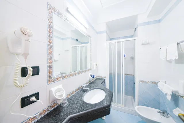 غرفة قياسية بسرير مزدوج، Hotel Terme Felix 5/6