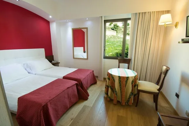 غرفة مفردة بسرير مزدوج، Hotel Della Valle 1/5