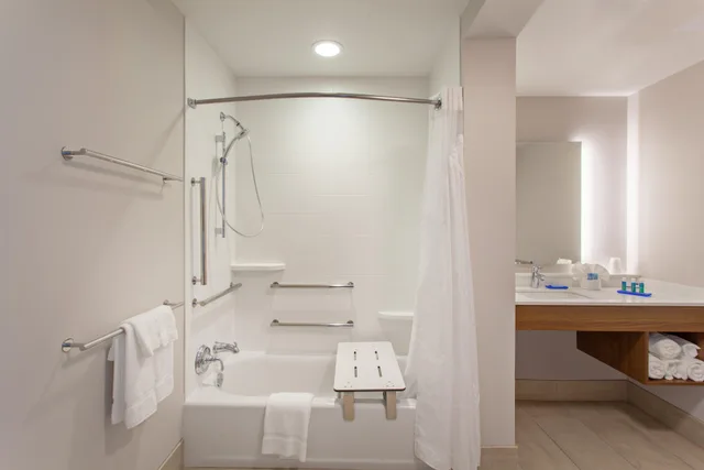 جناح بسريرين مزدوجين بغرفة نوم واحدة لذوي الإعاقة، HOLIDAY INN EXPRESS & SUITES BRIGHAM CITY - NORTH UTAH 5/5