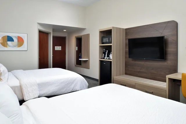 غرفة قياسية بسريرين كوين، Holiday Inn Express Lewisburg/New Columbia 6/10
