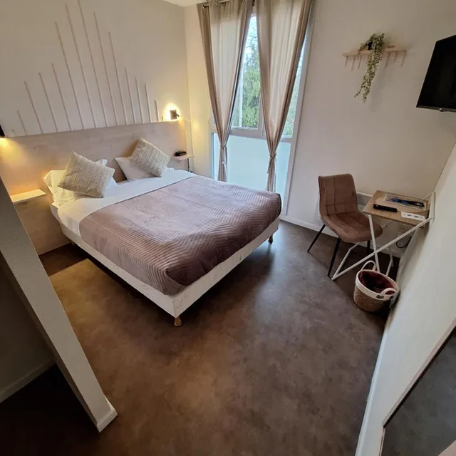غرفة بسرير مزدوج، Hotel Au Bon Sejour 5/10