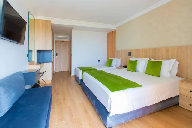 Family, 1 Queen and 1 Single Bed, Garden View, Sofa, Argana Hotel 5/10