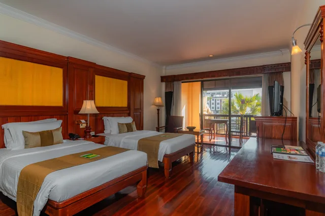 غرفة سوبيريور عائلية بسرير مزدوج وسريرين منفصلين بإطلالة على المدينة، Empress Residence Resort And Spa 10/10