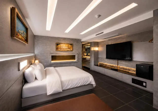 غرفة فاخرة بسرير مزدوج بجاكوزي، Friendly Dh Naissance Hotel By Mindrum Group 1/10