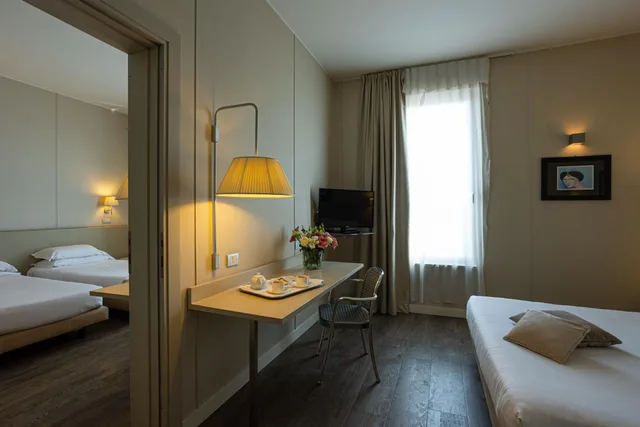 غرفة كلاسيكية عائلية، COSMO HOTEL PALACE 4/4