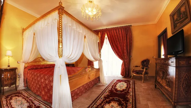 جناح عائلي بسرير كينج وسريرين منفصلين، Grand Hotel Vigna Nocelli 1/4