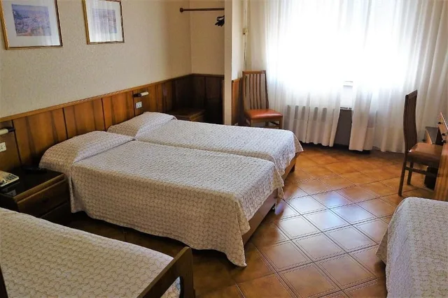 غرفة قياسية رباعية بأربعة أسرّة، Euromotel Croce Bianca 2/10