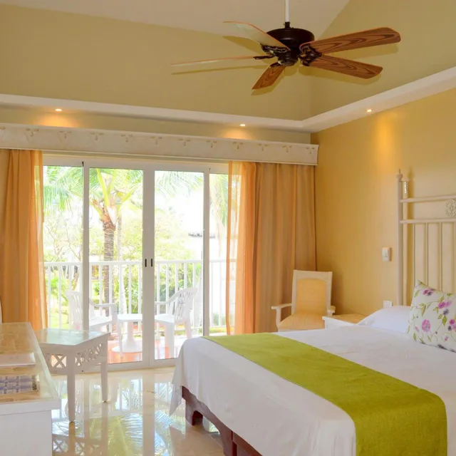غرفة سوبيريور بسريرين مزدوجين بإطلالة على الحديقة، VIK Hotel Arena Blanca - All Inclusive 3/10