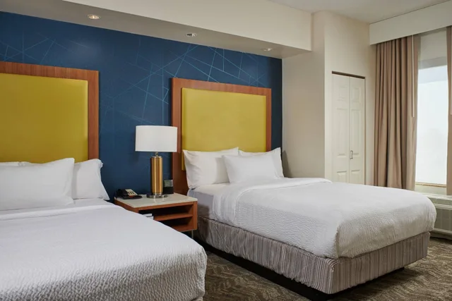 جناح بسريرين مزدوجين مع سرير سحّاب إضافي مع أريكة، SpringHill Suites by Marriott Baton Rouge North/Airport 1/7
