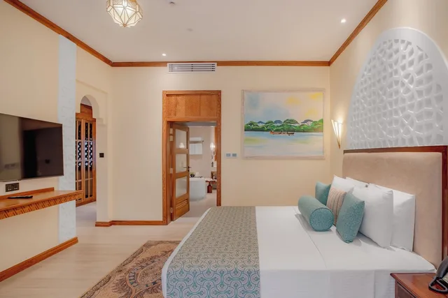 جناح رئاسي بسريرين منفصلين وسرير كينج وسرير كوين، Sarova Whitesands Beach Resort and Spa 3/4