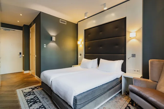 غرفة تنفيذية، Hotel JL No76 6/8