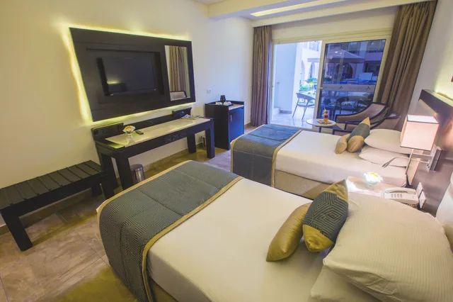 غرفة ديلوكس ثلاثية بثلاثة أسرّة، Pickalbatros Alf Leila Wa Leila Resort - Neverland Hurghada 4/6
