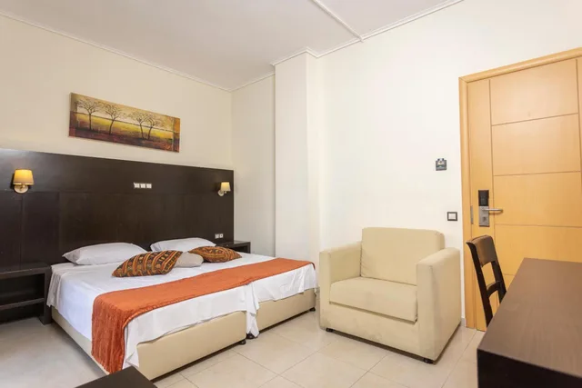 غرفة بسريرين منفصلين بإطلالة جزئية على البحر، Hanioti Grandotel 3/6