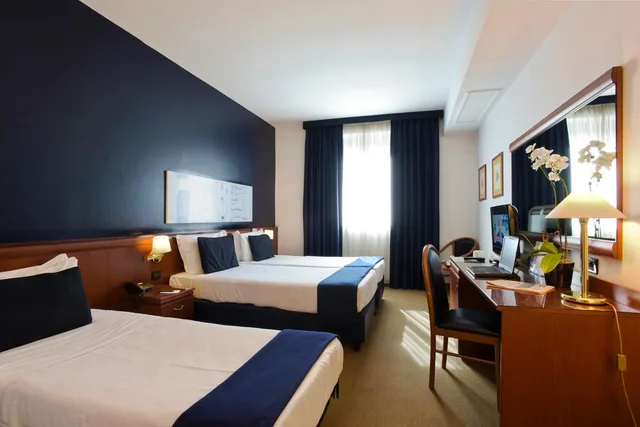 غرفة كلاسيكية ثلاثية، GRAND HOTEL TIBERIO 6/10
