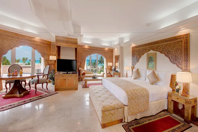 جناح بسريرين منفصلين للمدخنين، Crowne Plaza Resort Salalah 3/10