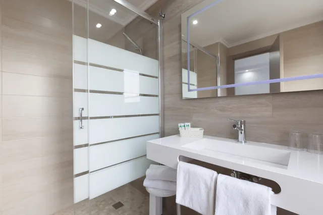 غرفة بسرير كوين، Olympia Hotel Ronda II 9/9