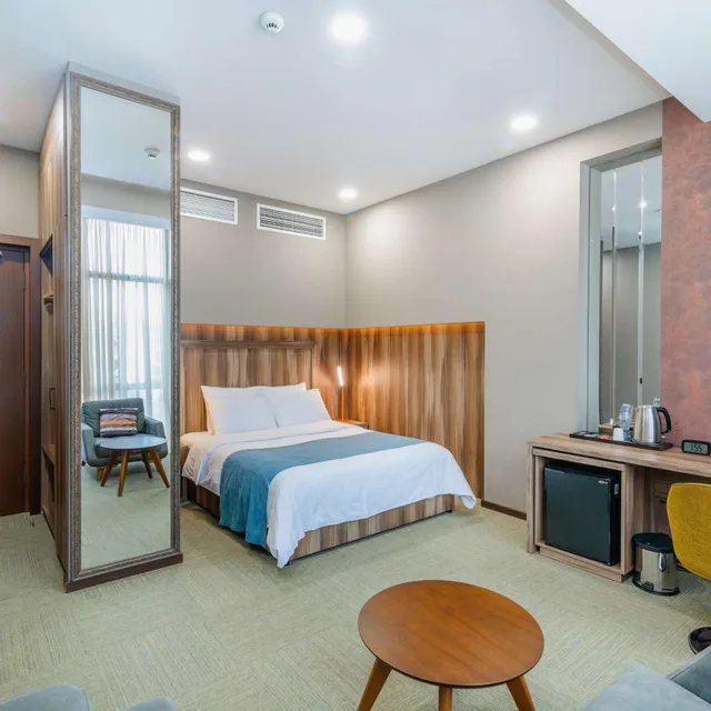 Superior, King Bed, Best Western Tbilisi City Center 1/6