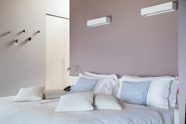 غرفة بريميوم بسرير كينج بإطلالة على البحيرة، Relais Villa Porta 9/10
