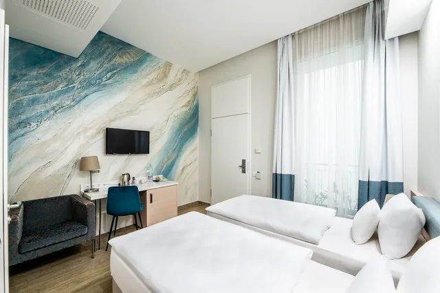Standard, Double or Twin Bed, Atrium View، Atrium Hotel by Mellow Mood Hotels 4/10