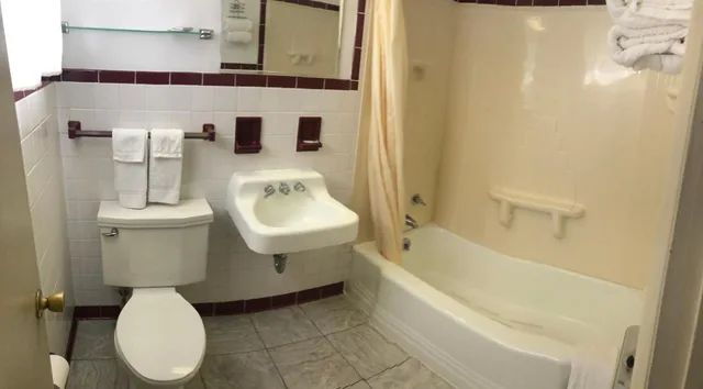 غرفة قياسية بسرير مزدوج، Budget Inn Clearfield 10/10