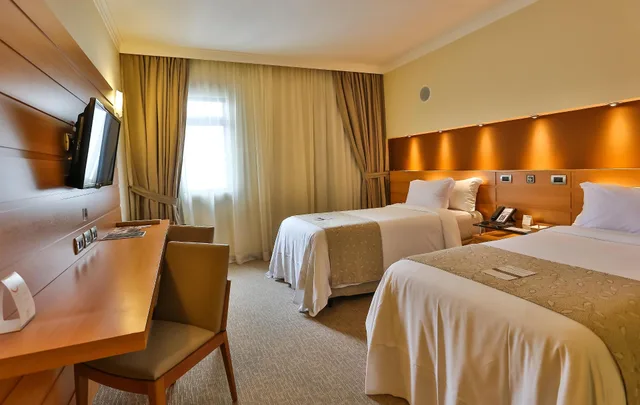 Deluxe, Twin Beds, Street View، Bourbon Santos Hotel (ex Mendes Hotel) 1/1