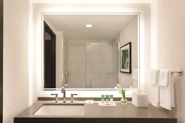غرفة بسريرين مزدوجين بشرفة، Hyatt Regency Savannah 7/10