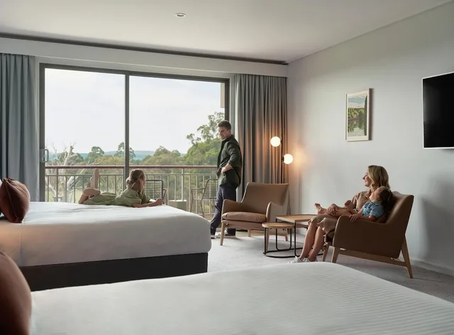 Fairway Room, King and Twin Beds، RACV Goldfields Resort 5/6